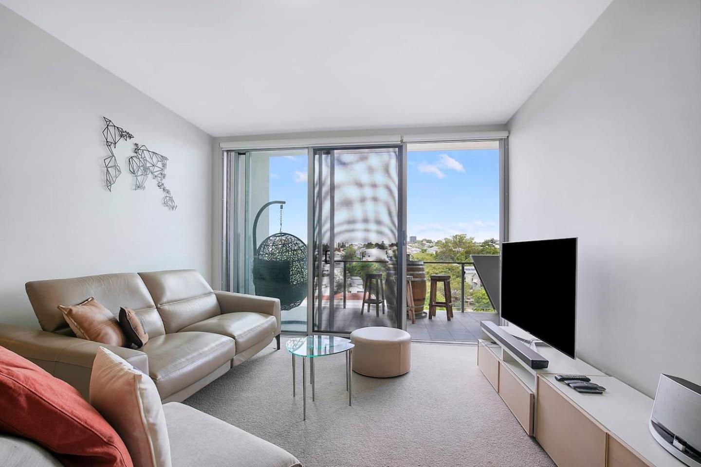 Apartment Montague Metropolitan - Cityscape Oasis *